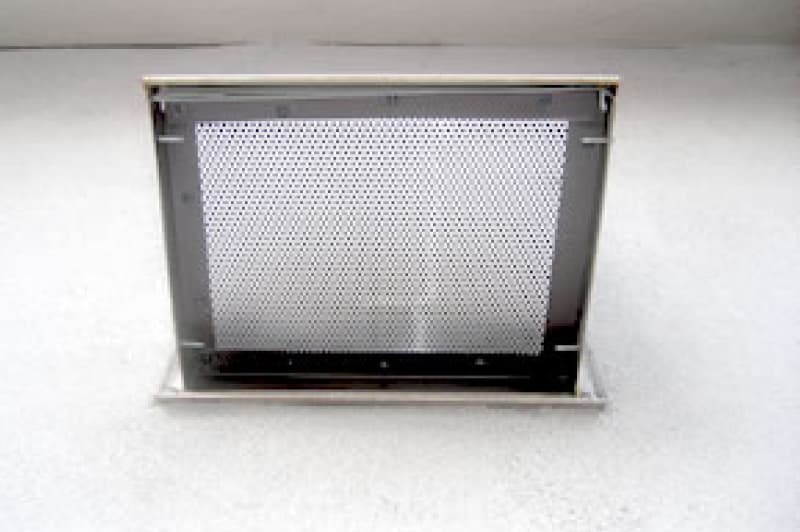 排気フード対策後（網取付）